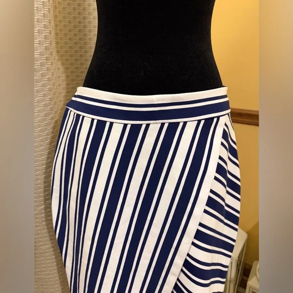 Express NWT Navy and White Striped Wrap Midi Skirt - Picture 3 of 7